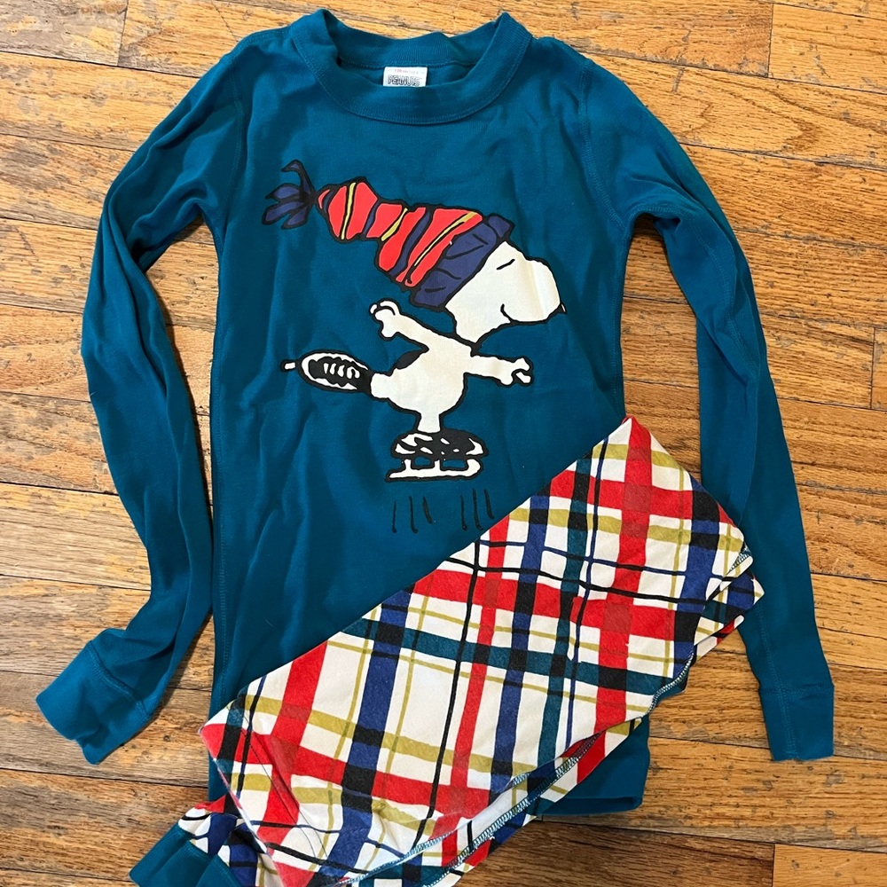 Hanna Andersson holiday pajamas size 8 (130 cm)